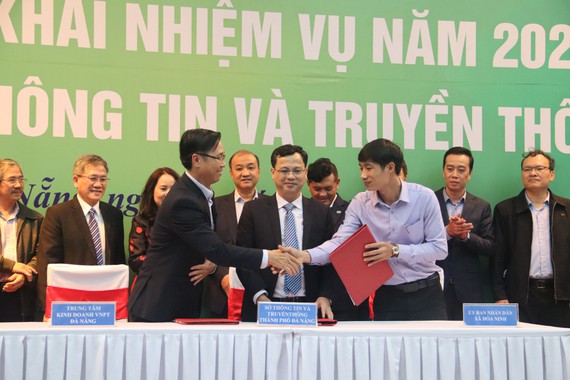 VNPT Đà Nẵng ký thỏa thuận chuyển đổi số xã Hòa Ninh VNPT Đà Nẵng ký thỏa thuận chuyển đổi số xã Hòa Ninh